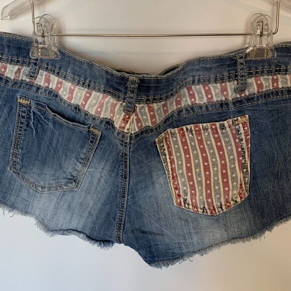Hot Kiss Cici Patriotic Denim Short - Picture 6 of 9